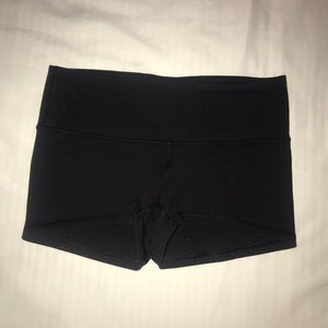 Lululemon Shorts (Black)